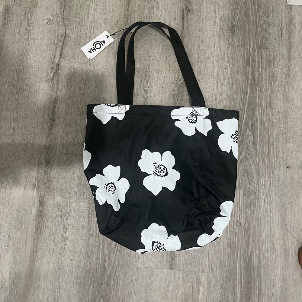 Aloha collection bag